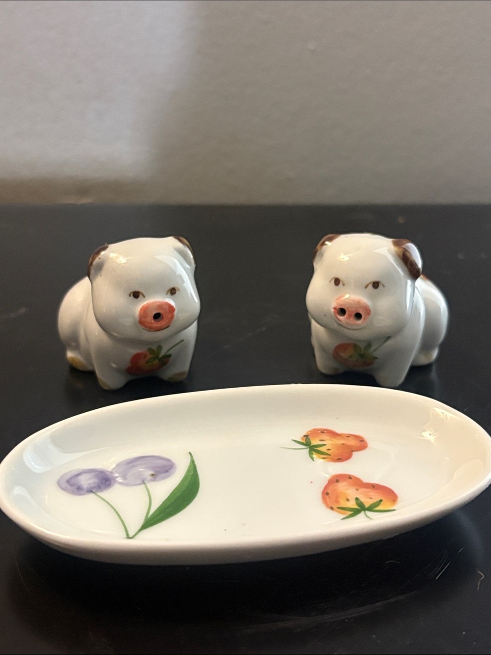 Ceramic Pig Salt and Pepper Shakers with Floral Trinket Dish - White